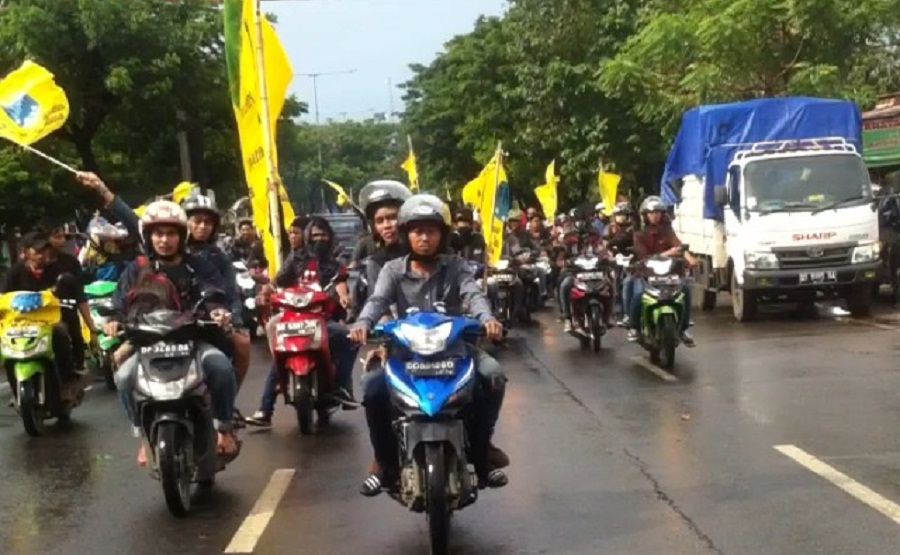 Peringati Hardiknas, PMII Cabang Makassar turun ke jalan